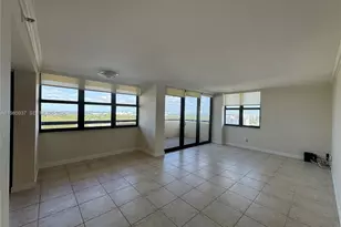 2555 Collins Ave, Miami Beach, FL 33140 - Photo 4