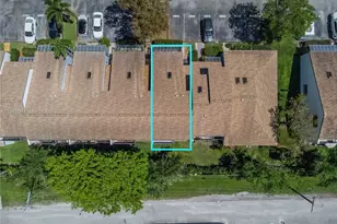 1634 N 15th Terrace, Hollywood, FL 33020 - Photo 2