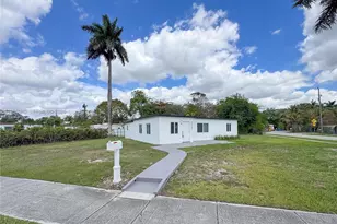 15545 Arizona Rd, Homestead, FL 33033 - Photo 1