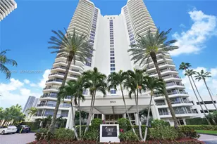 19101 NE 36th Ct, Aventura, FL 33180 - Photo 1