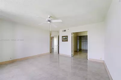 19101 NE 36th Ct #705, Aventura, FL 33180 - Photo 10