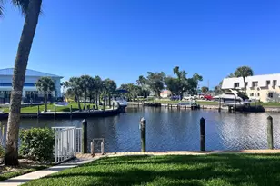 708 Victoria Dr, Cape Coral, FL 33904 - Photo 18