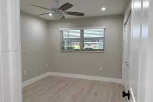 708 Victoria Dr, Cape Coral, FL 33904 - Photo 8