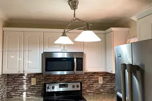 11789 SW 18th St, Miami, FL 33175 - Photo 16