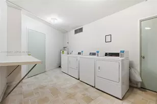 1700 NE 105th St, Miami Shores, FL 33138 - Photo 24