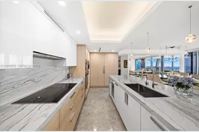 1500 Ocean Dr #UPH-5, Miami Beach, FL 33139 - Photo 8