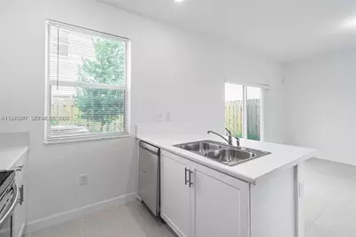 2685 SE 12th St #2685, Homestead, FL 33035 - Photo 10