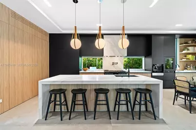 8625 NE 10th Ave, Miami, FL 33138 - Photo 14