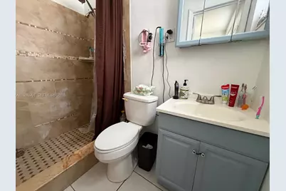 1833 SW 43rd Ave, Fort Lauderdale, FL 33317 - Photo 18