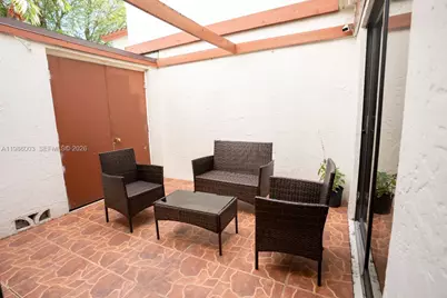 333 Ives Dairy Rd #A33306, Miami, FL 33179 - Photo 4