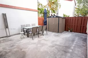 333 Ives Dairy Rd, Miami, FL 33179 - Photo 12