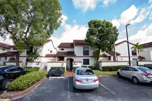 333 Ives Dairy Rd, Miami, FL 33179 - Photo 2