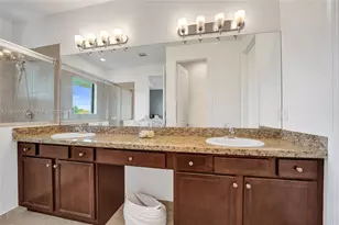 11607 SW 13th Dr, Pembroke Pines, FL 33025 - Photo 24