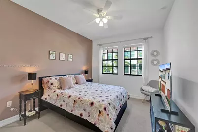 11607 SW 13th Dr, Pembroke Pines, FL 33025 - Photo 28