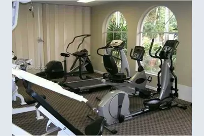 16304 Glenmoor Dr #16304, West Palm Beach, FL 33409 - Photo 6