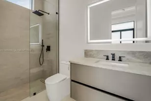 2755 NE 31st Ct, Lighthouse Point, FL 33064 - Photo 12