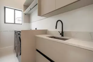 2755 NE 31st Ct, Lighthouse Point, FL 33064 - Photo 16