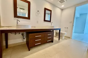 475 Brickell Ave, Miami, FL 33131 - Photo 16
