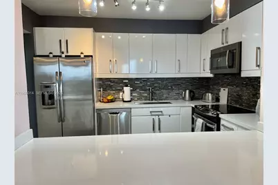 20281 E Country Club Dr #2405, Aventura, FL 33180 - Photo 12