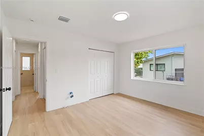 2995 NW 88th St, Miami, FL 33147 - Photo 30