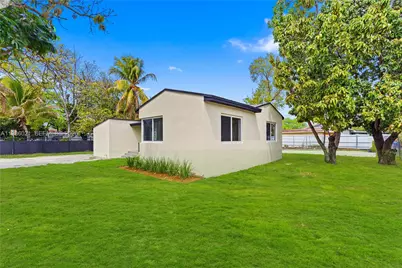 2995 NW 88th St, Miami, FL 33147 - Photo 4