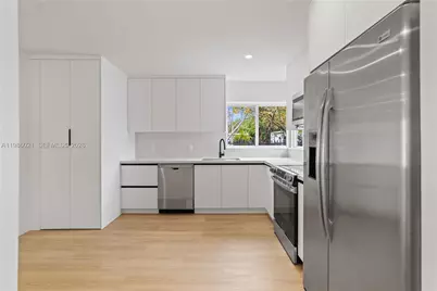 2995 NW 88th St, Miami, FL 33147 - Photo 14