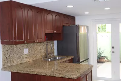 [Address not provided], Hialeah Gardens, FL 33016 - Photo 2