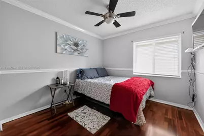 1776 NW 78th Ave, Pembroke Pines, FL 33024 - Photo 16