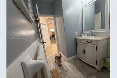 [Address not provided], Miami Lakes, FL 33018 - Photo 18