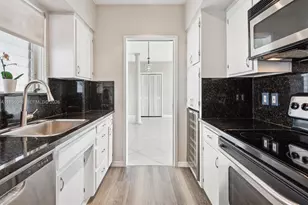 9101 E Bay Harbor Dr, Bay Harbor Islands, FL 33154 - Photo 10