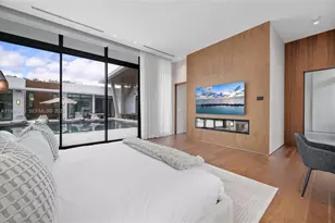 1200 NE 94th St, Miami Shores, FL 33138 - Photo 44