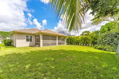 2819 Augusta Ln, Homestead, FL 33035 - Photo 2