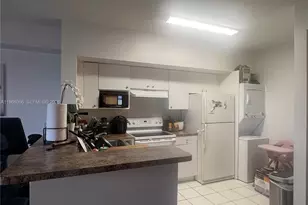5077 NW 7th St, Miami, FL 33126 - Photo 6