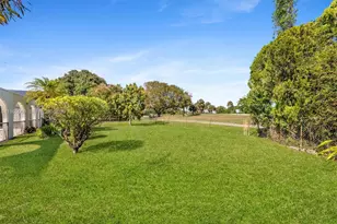 11101 NW 26th Dr, Coral Springs, FL 33065 - Photo 44