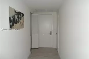 2600 E Hallandale Beach Blvd, Hallandale Beach, FL 33009 - Photo 16