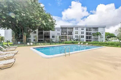 109 Royal Park Dr #2F, Oakland Park, FL 33309 - Photo 30
