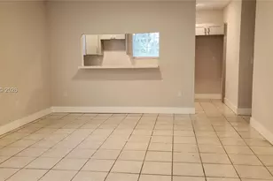 800 SW 10th Ave, Hallandale Beach, FL 33009 - Photo 4