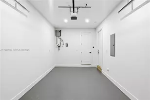 2730 SW 31st Ave, Miami, FL 33133 - Photo 18