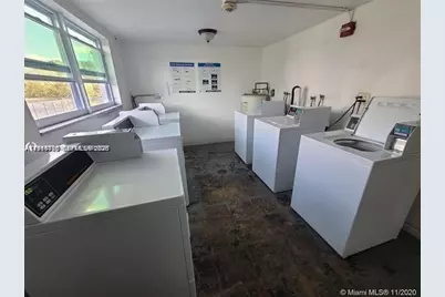 15225 NE 6th Ave #B303, Miami, FL 33162 - Photo 24