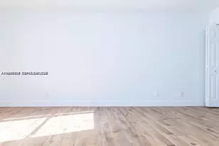 13499 Biscayne Blvd, North Miami, FL 33181 - Photo 20