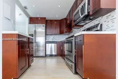 13499 Biscayne Blvd #912, North Miami, FL 33181 - Photo 8