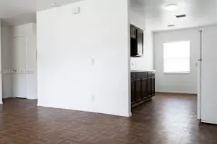 2919 Jackson St, Fort Myers, FL 33901 - Photo 2