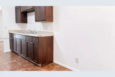 2919 Jackson Street #6, Fort Myers, FL 33901 - Photo 6