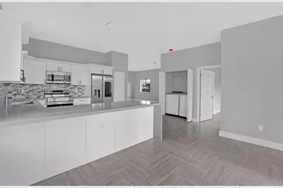 2210 Farragut St, Hollywood, FL 33020 - Photo 6