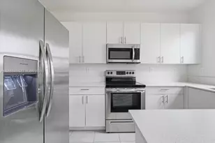 11779 SW 247th Ter, Homestead, FL 33032 - Photo 6