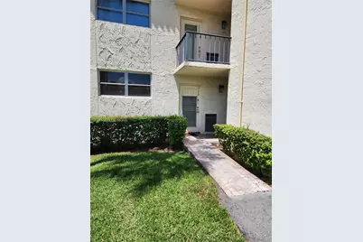 681 S Hollybrook Dr #110, Pembroke Pines, FL 33025 - Photo 1