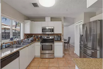 13237 NW 11th St, Miami, FL 33182 - Photo 16