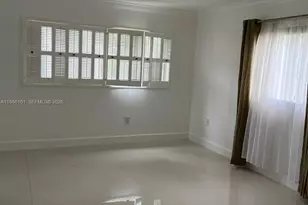 8025 SW 107th Ave, Miami, FL 33173 - Photo 12