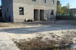 528 NW 13th St, Florida City, FL 33034 - Photo 1
