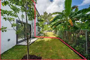 528 NW 13th St, Florida City, FL 33034 - Photo 14